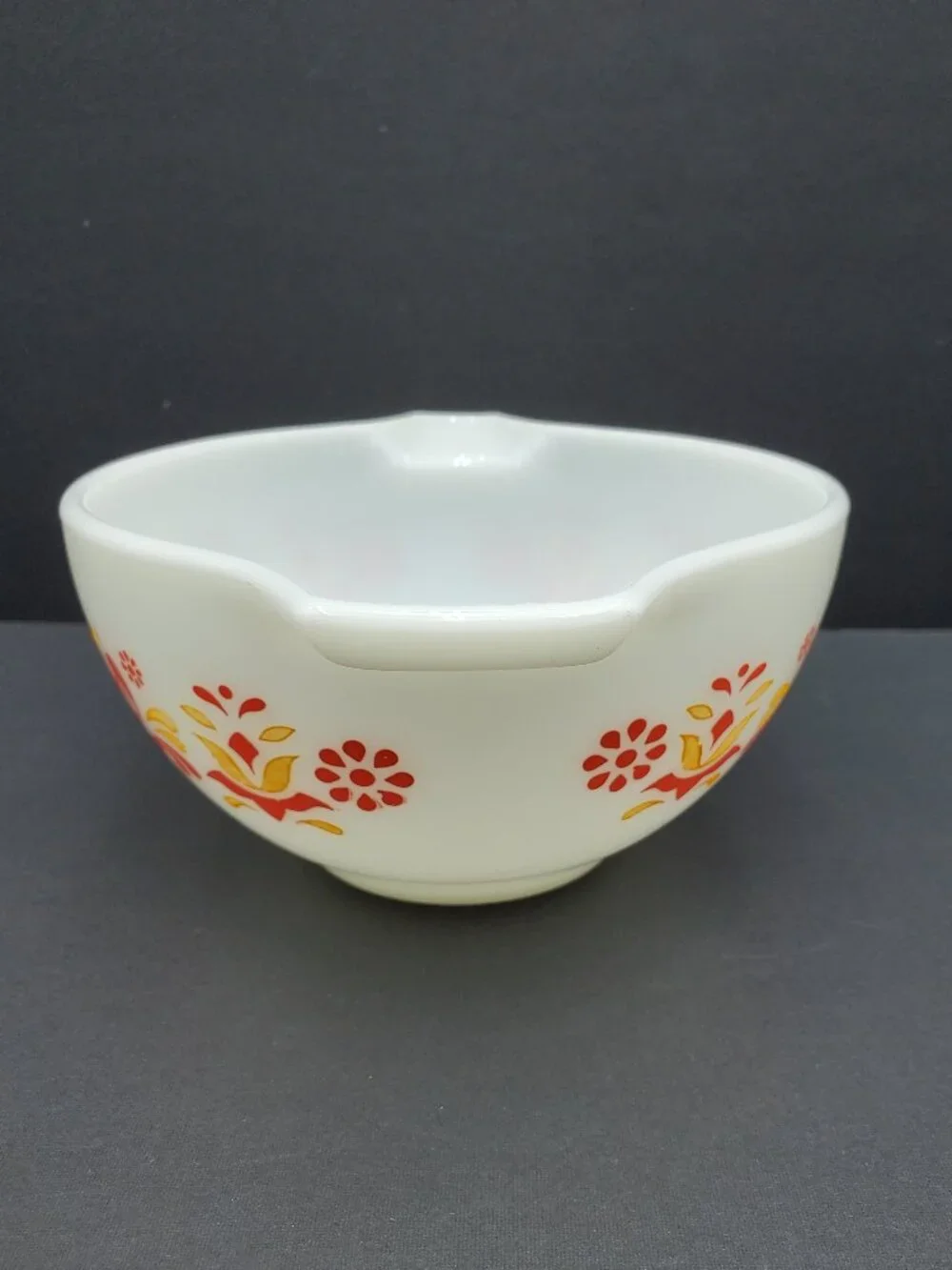 Pyrex Friendship 1.5 Pt Cinderella Mixing Bowl Birdie Pattern 441 Serving Bowl